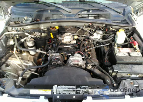 2005 Jeep Liberty Renegade from USA, damaged, VIN 1J4GK38K35W683116